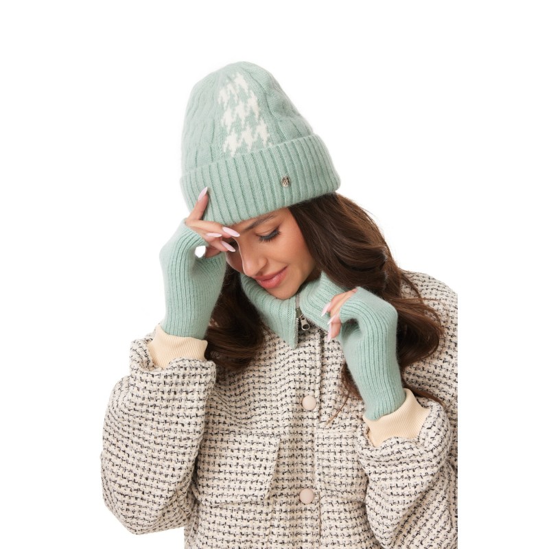 AN25.05 - Czapka damska