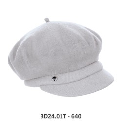 BD24.01T - Beret with vizor