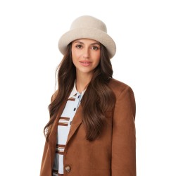 D25.03 - Women's hat