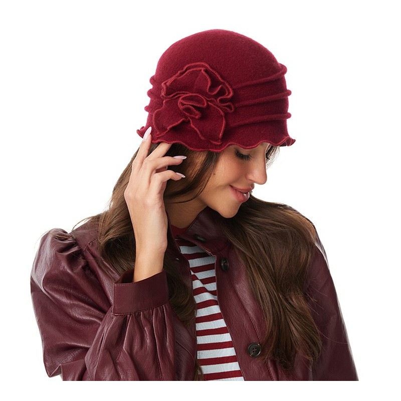 D25.06 - Women's cap