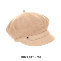 BD24.01T - Beret with vizor