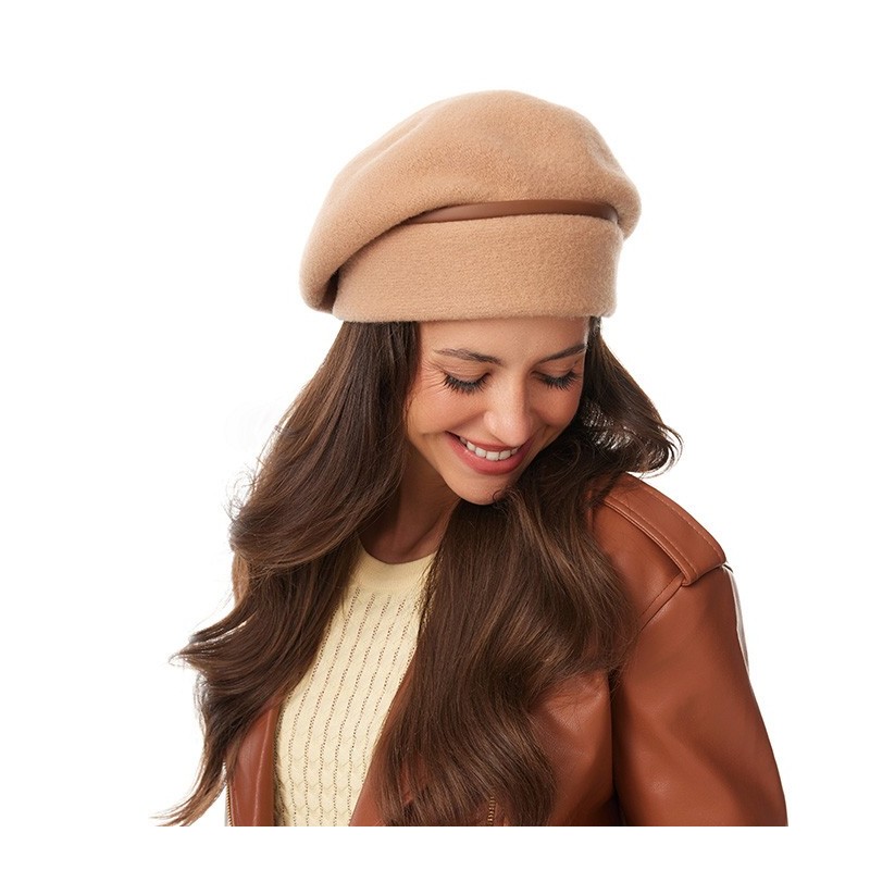 DO25.01 - Czapka damska