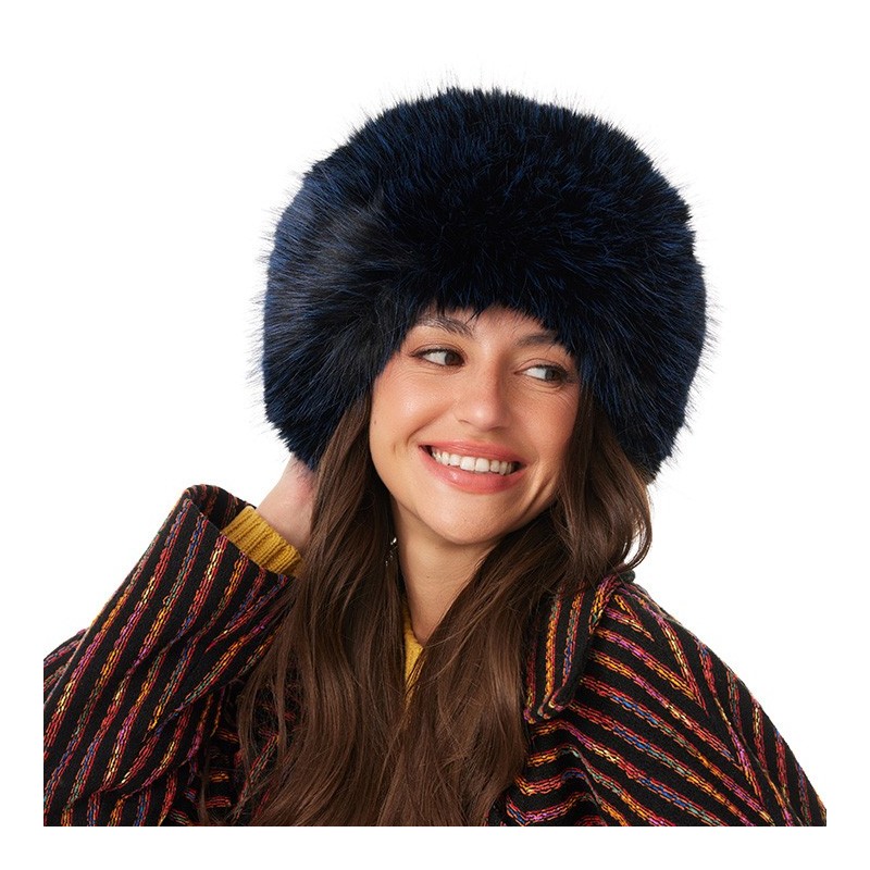 Zimowa czapka z daszkiem damska – S23.971W | Rabionek